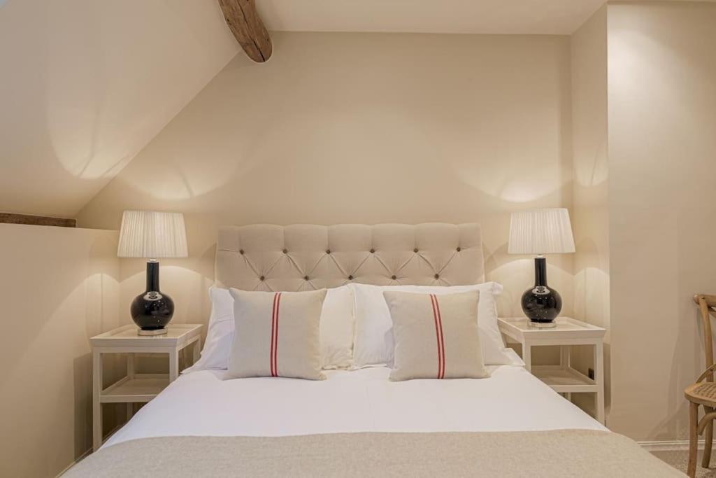 East Barn Cottage - Refurbished Barn Conversion! Weston Subedge Екстер'єр фото