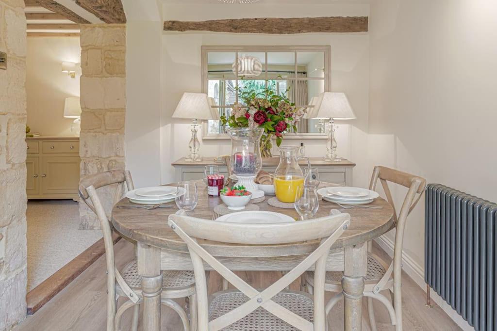 East Barn Cottage - Refurbished Barn Conversion! Weston Subedge Екстер'єр фото